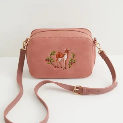 Fable England shop -Fable England shop FawnCamera2